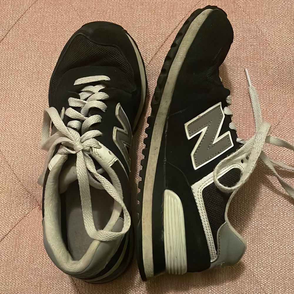 New Balance 574 sz 7.5 black